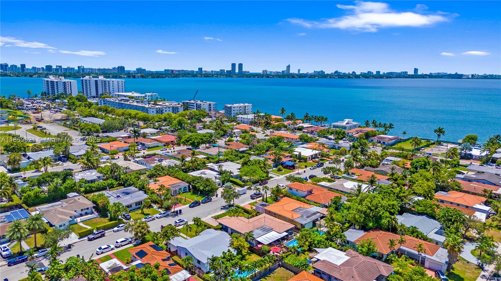 7528 Hispanola Ave North Bay Village, FL 33141