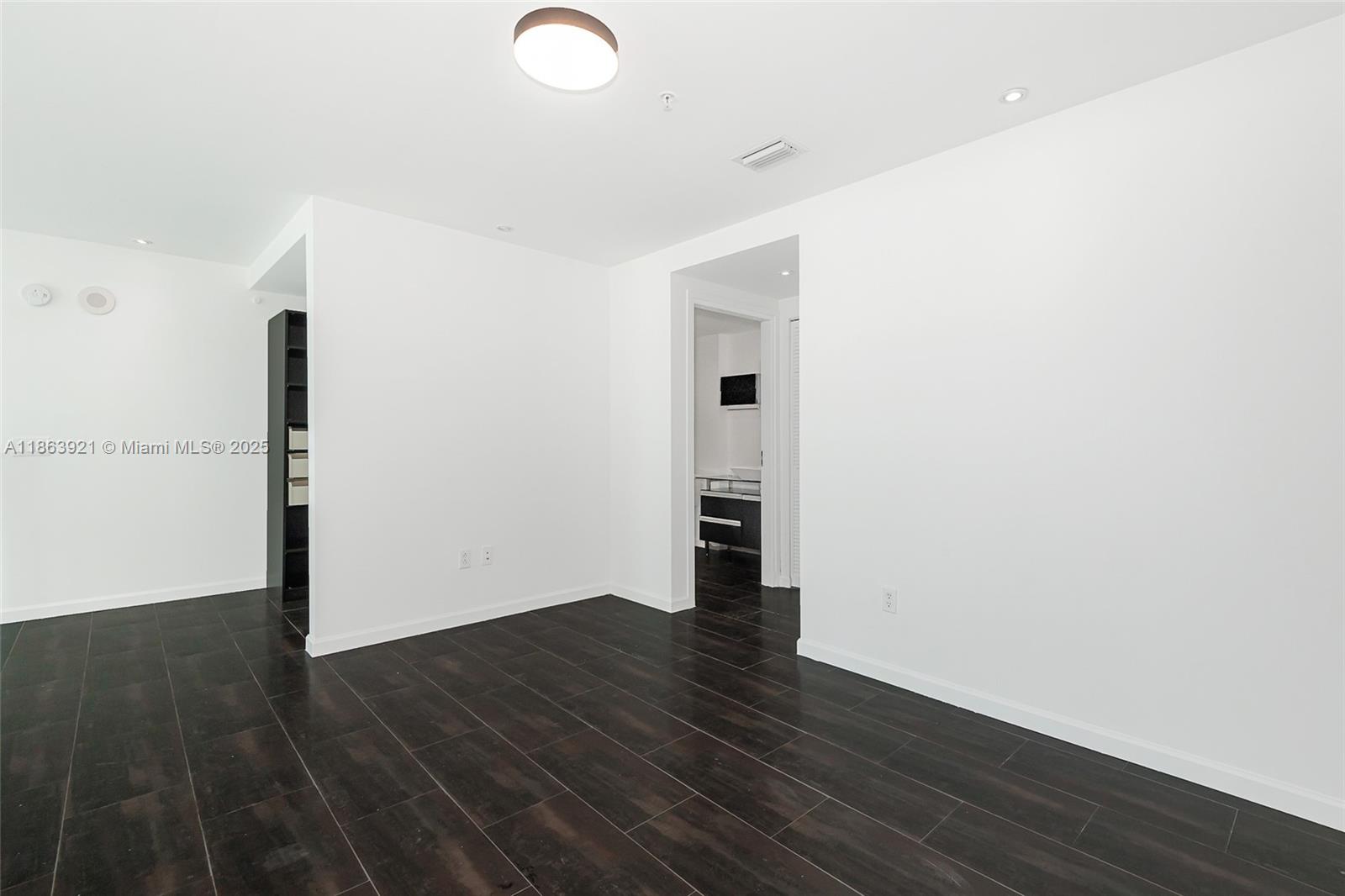 image @ Metropolitan Miami19