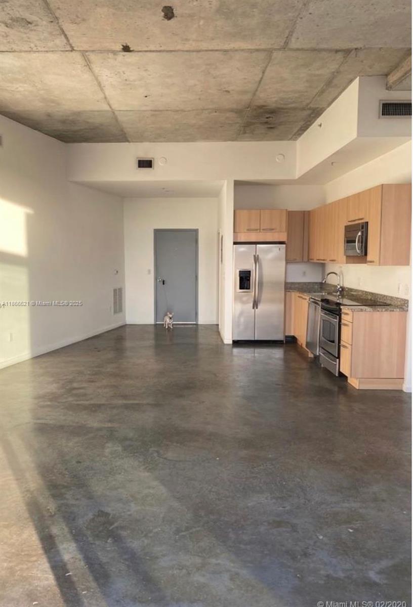 2001 Meridian Ave #522