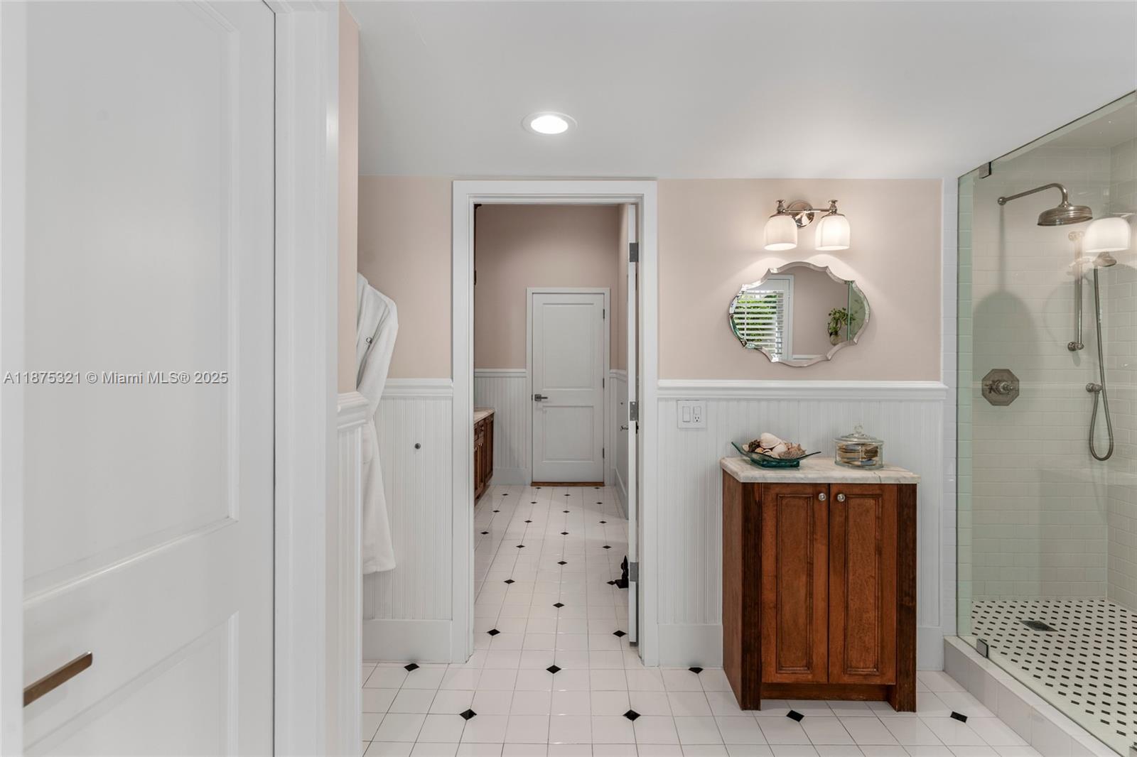 451 Ridge Rd Coral Gables, FL 33143 451 Ridge Rd Coral Gables, FL 33143