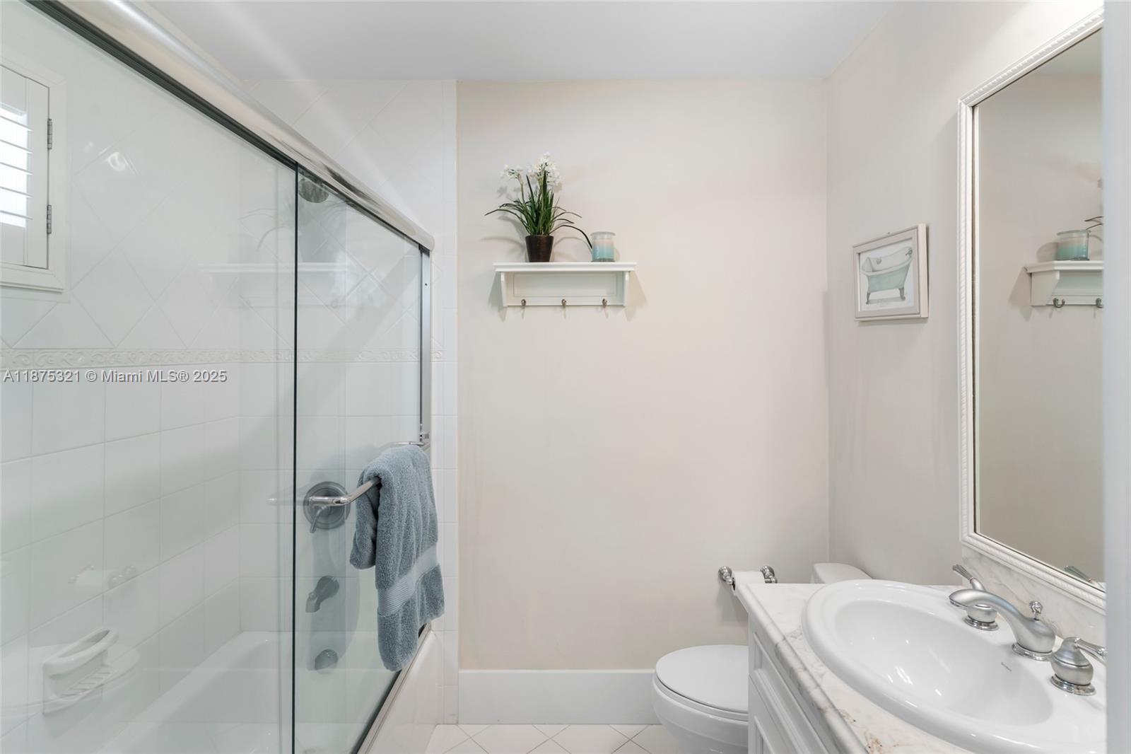 451 Ridge Rd Coral Gables, FL 33143 451 Ridge Rd Coral Gables, FL 33143