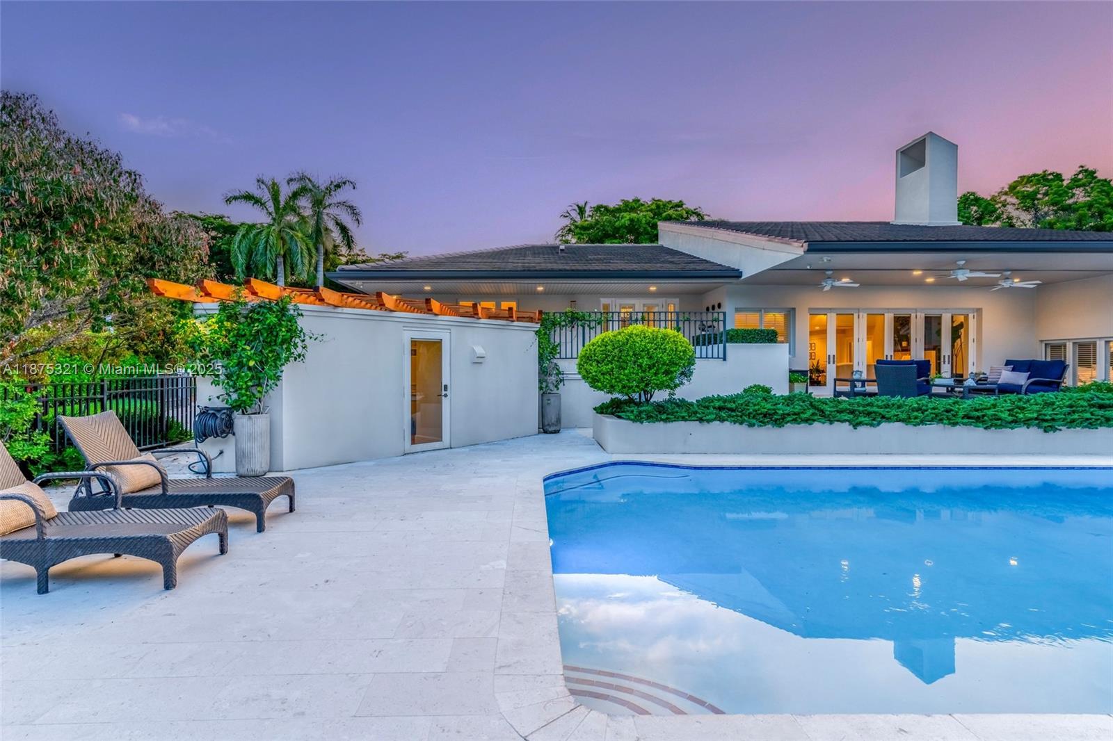 451 Ridge Rd Coral Gables, FL 33143 451 Ridge Rd Coral Gables, FL 33143