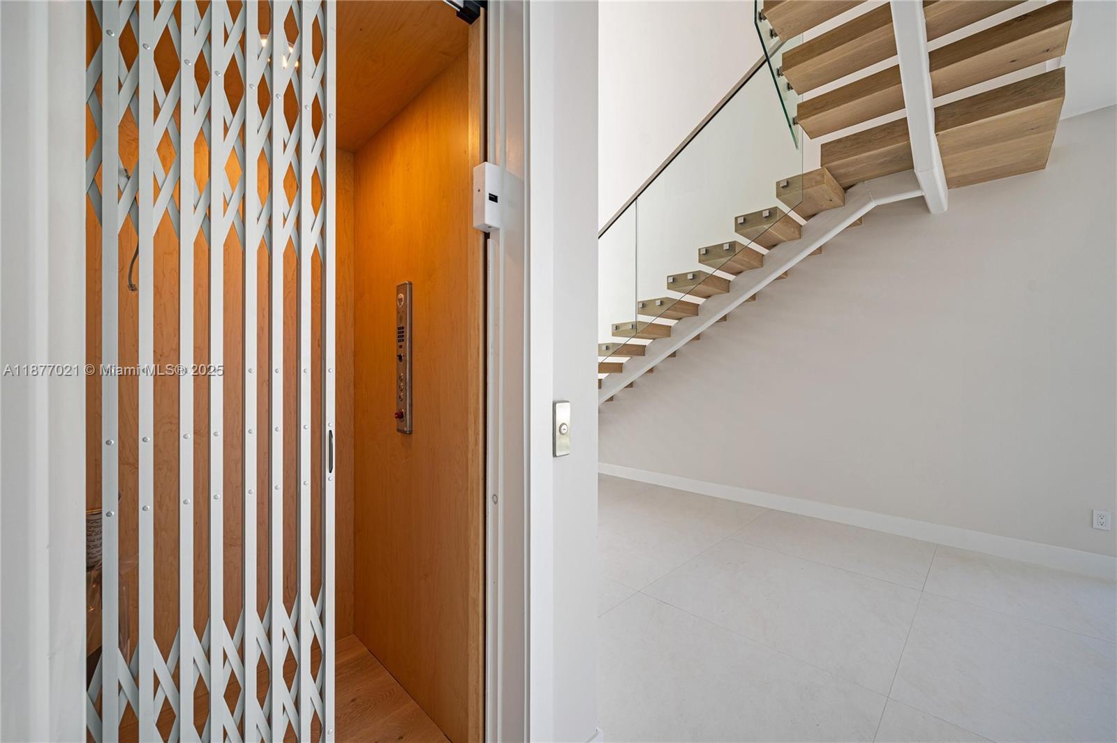 1351 Stillwater Dr Miami Beach, FL 33141