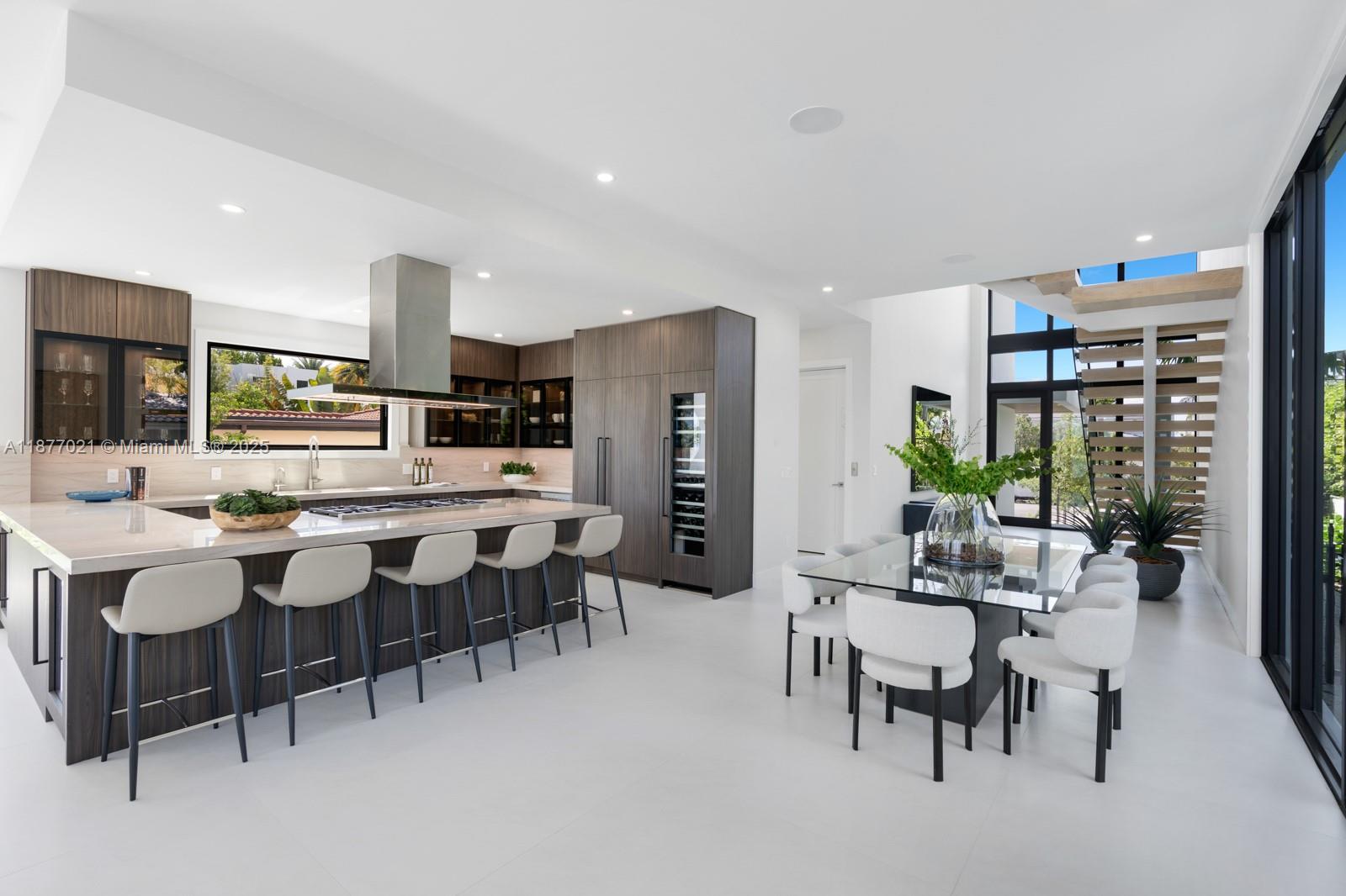 1351 Stillwater Dr Miami Beach, FL 33141