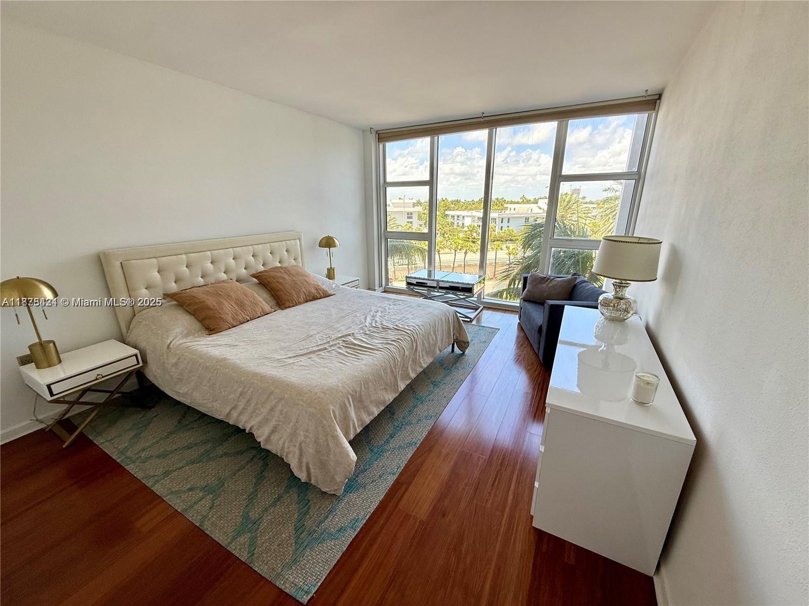image Harbour House20