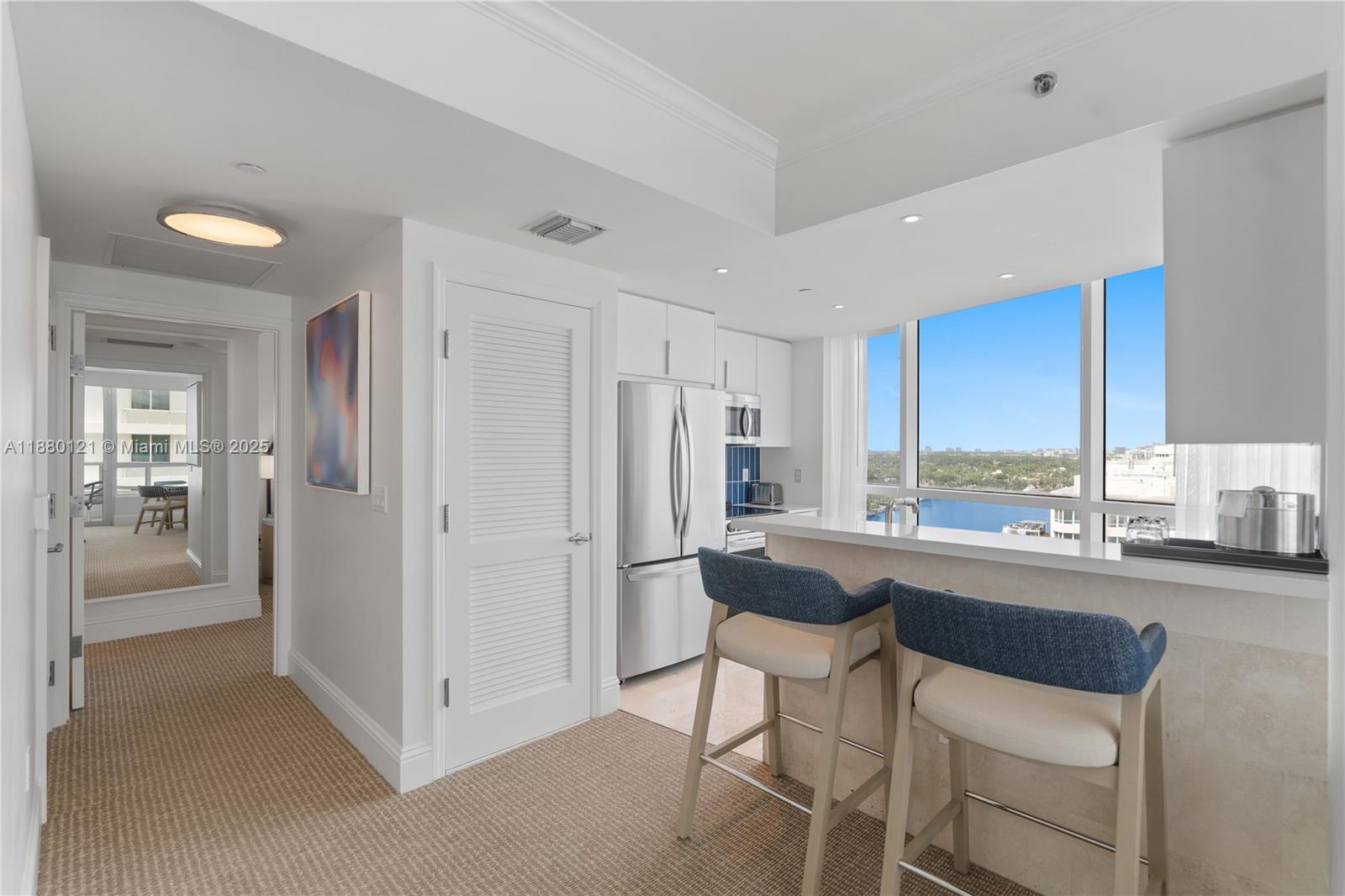 image Fontainebleau Ii Condo15