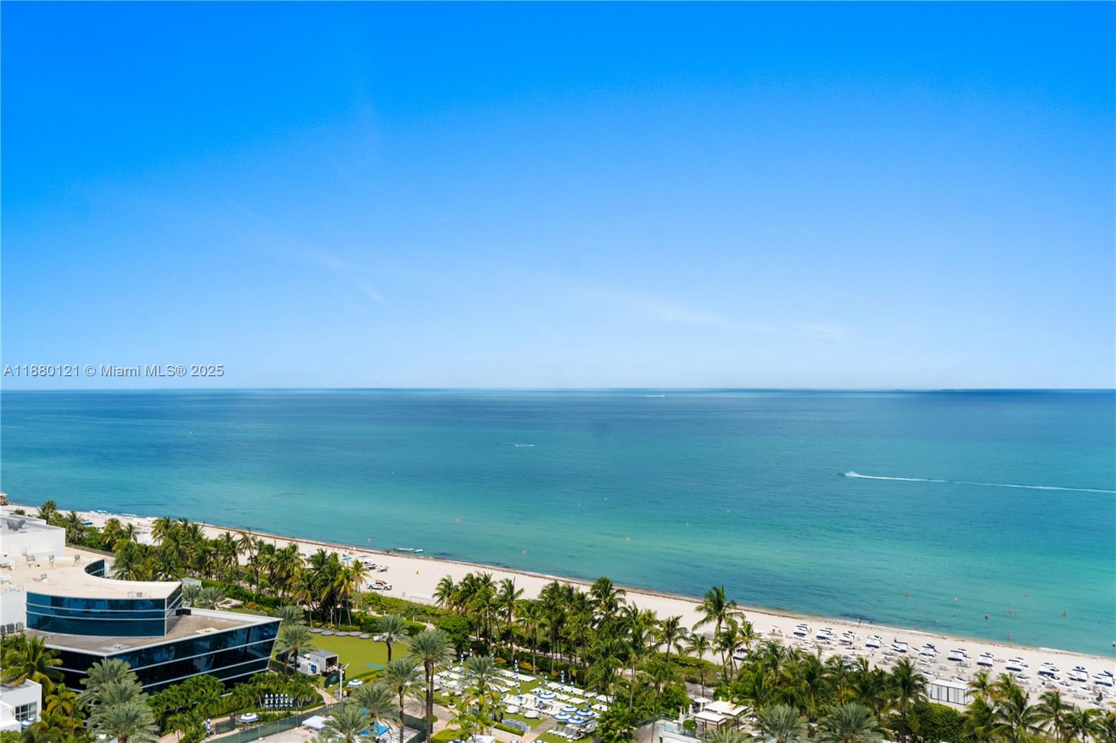 image Fontainebleau Ii Condo4