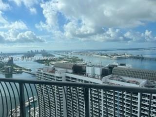 1750 N Bayshore Dr #4804