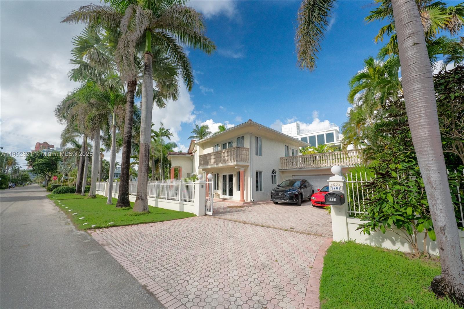 2701 N Atlantic Blvd Fort Lauderdale, FL 33308