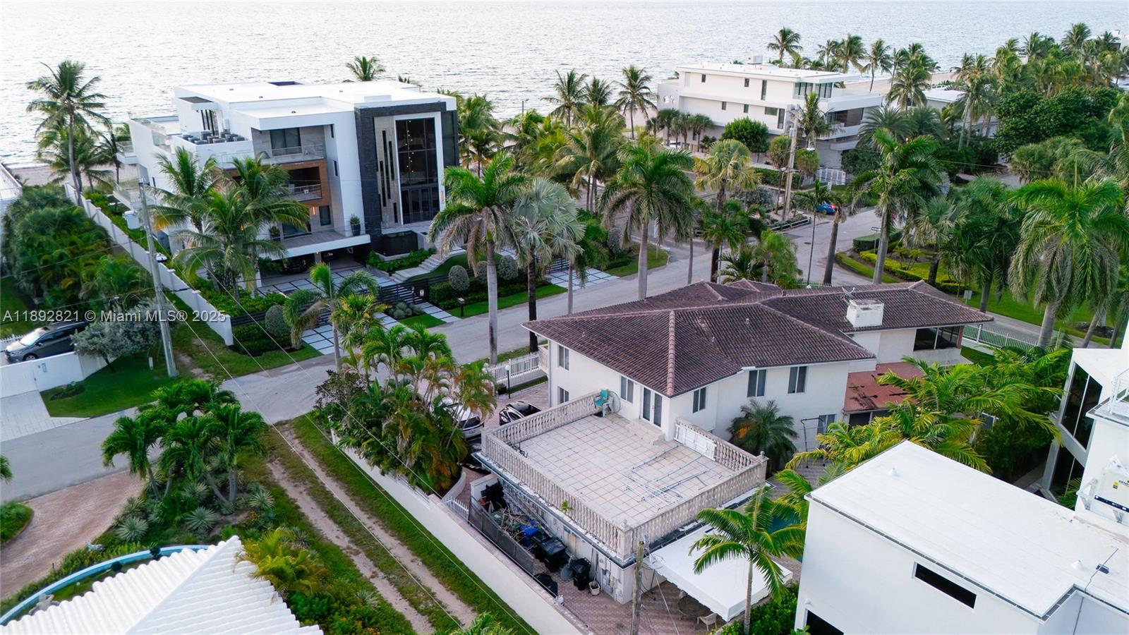 2701 N Atlantic Blvd Fort Lauderdale, FL 33308