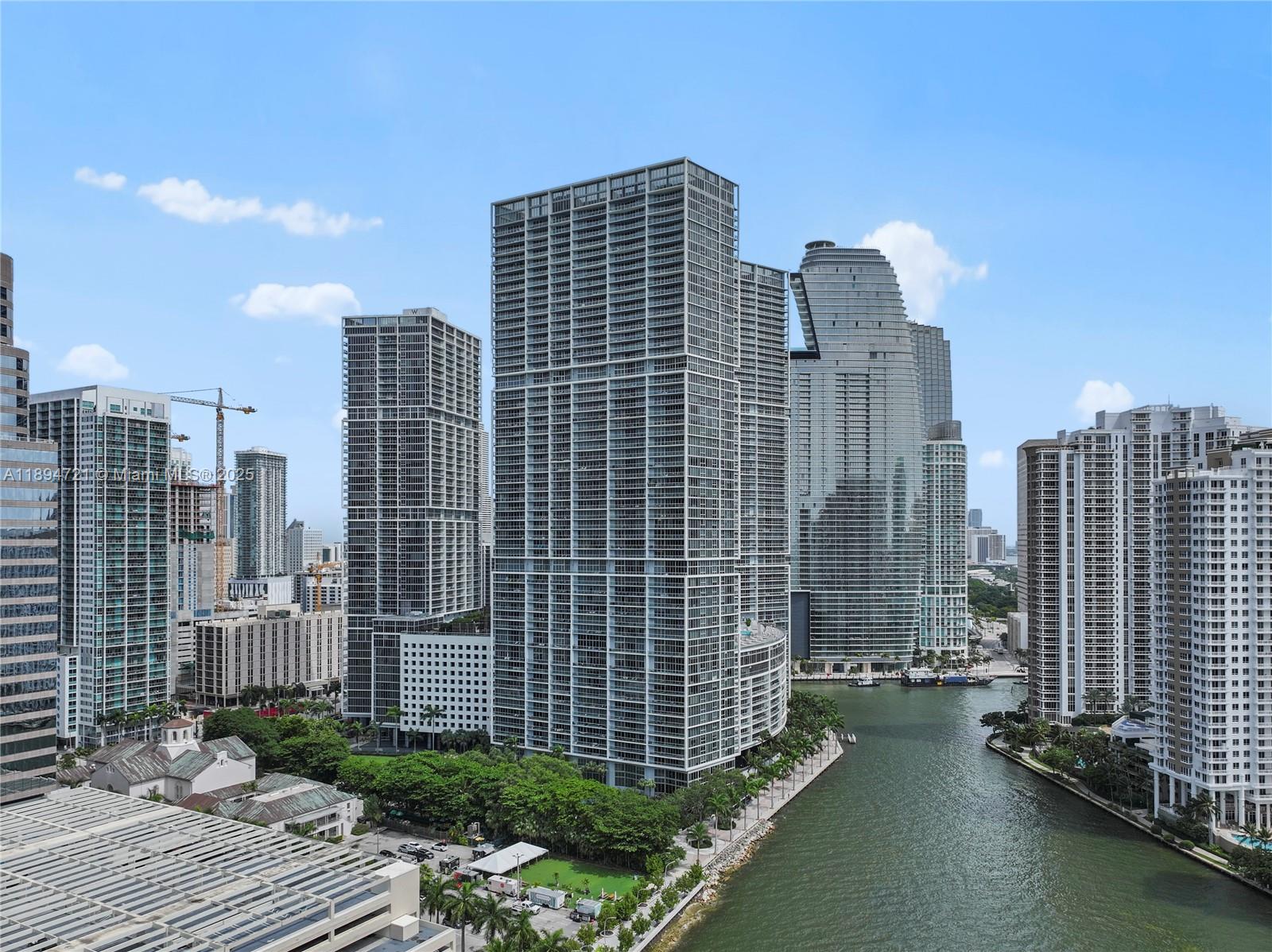 image Icon Brickell Ii1