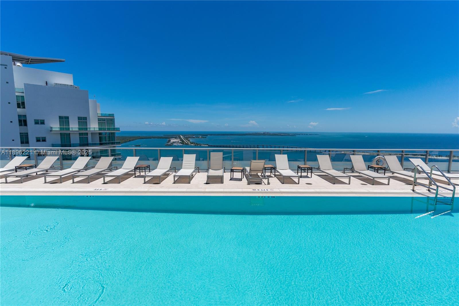 image Brickellhouse Condo41
