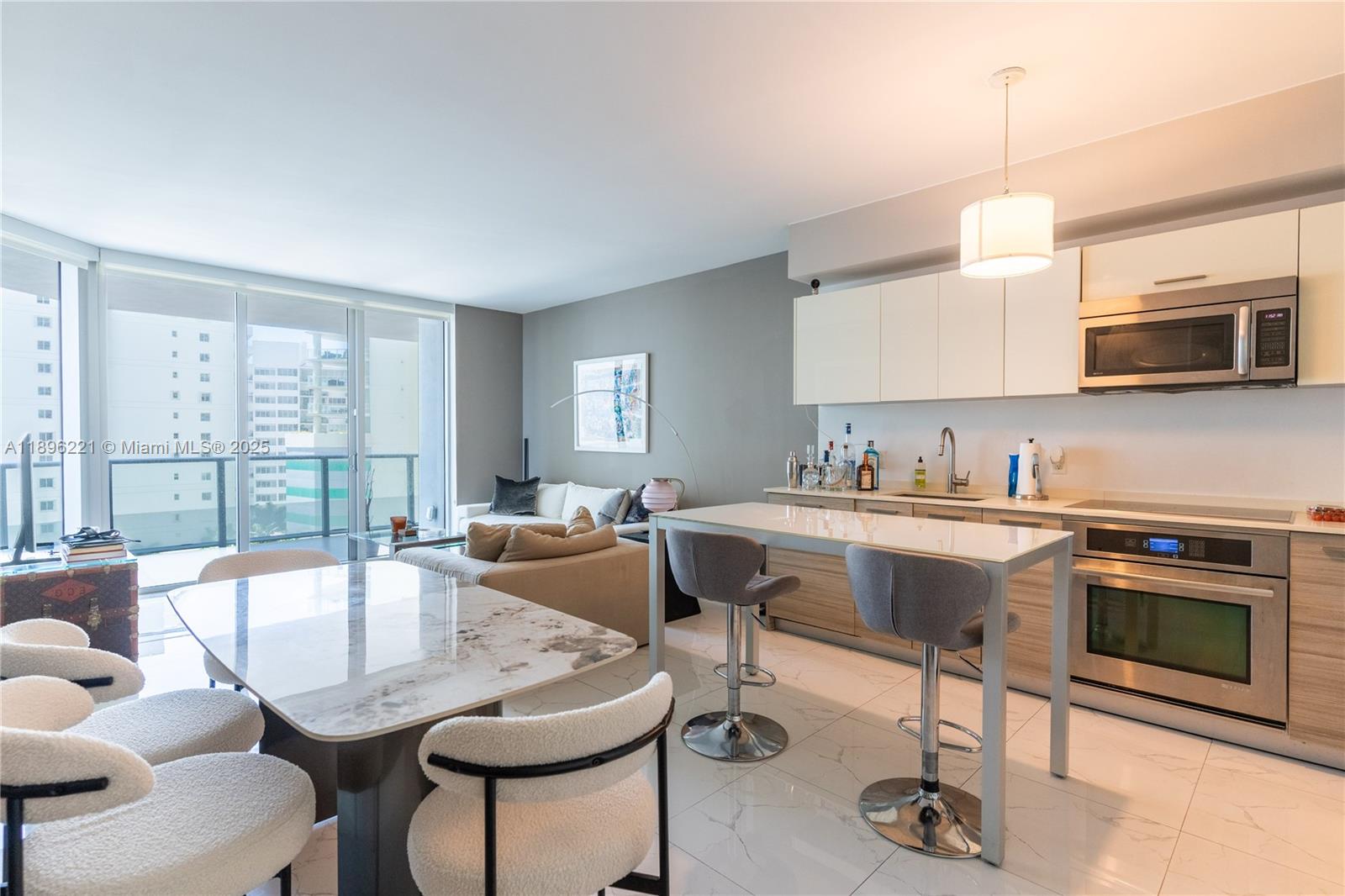 image Brickellhouse Condo4