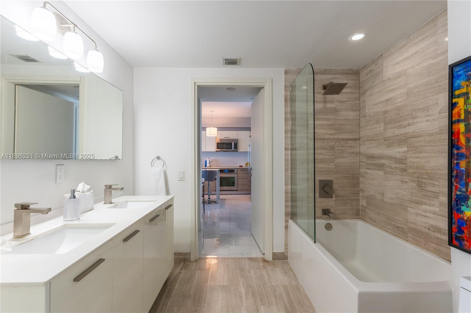 image Brickellhouse Condo8