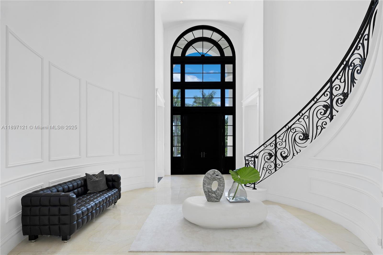 26 Tahiti Bch Is Rd Coral Gables, FL 33143 26 Tahiti Bch Is Rd Coral Gables, FL 33143