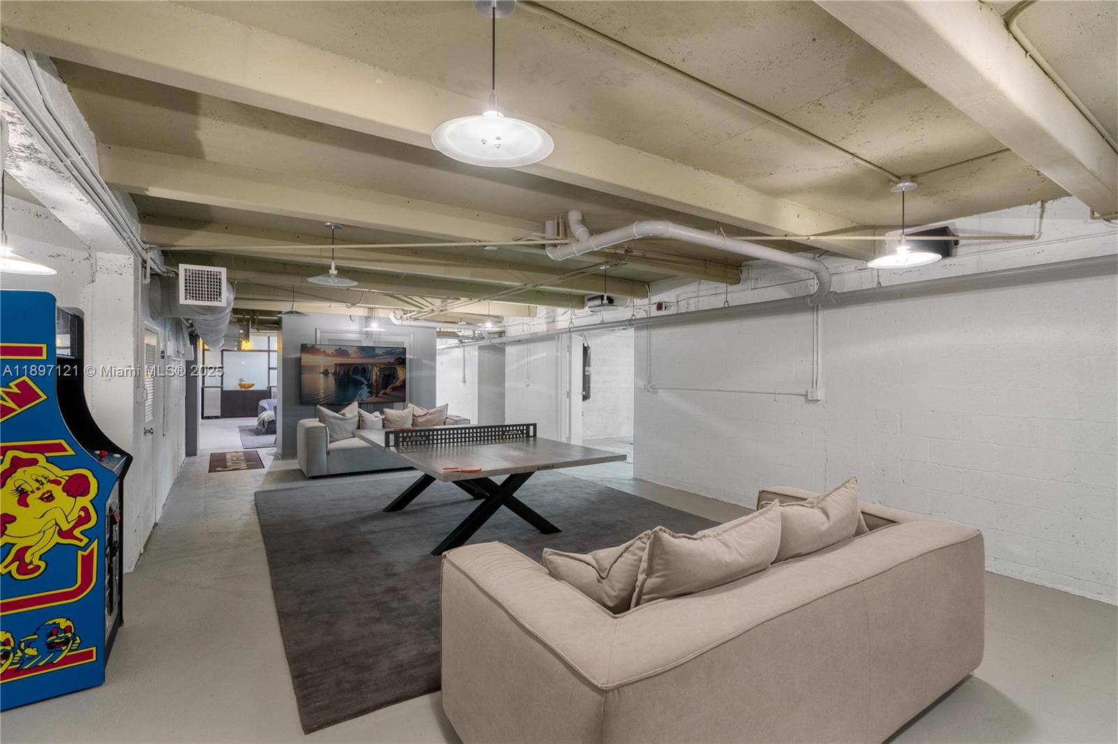 26 Tahiti Bch Is Rd Coral Gables, FL 33143 26 Tahiti Bch Is Rd Coral Gables, FL 33143