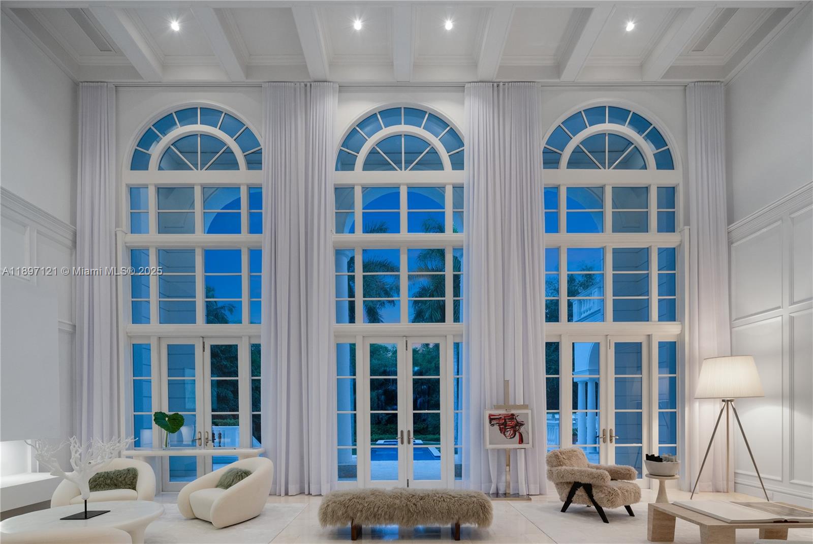 26 Tahiti Bch Is Rd Coral Gables, FL 33143 26 Tahiti Bch Is Rd Coral Gables, FL 33143