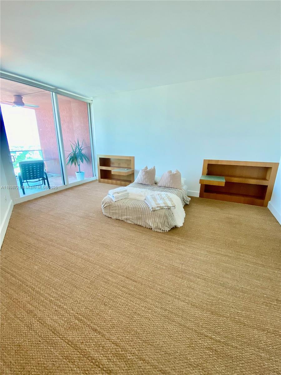 300 S Pointe Dr #3204 Miami Beach, FL 33139