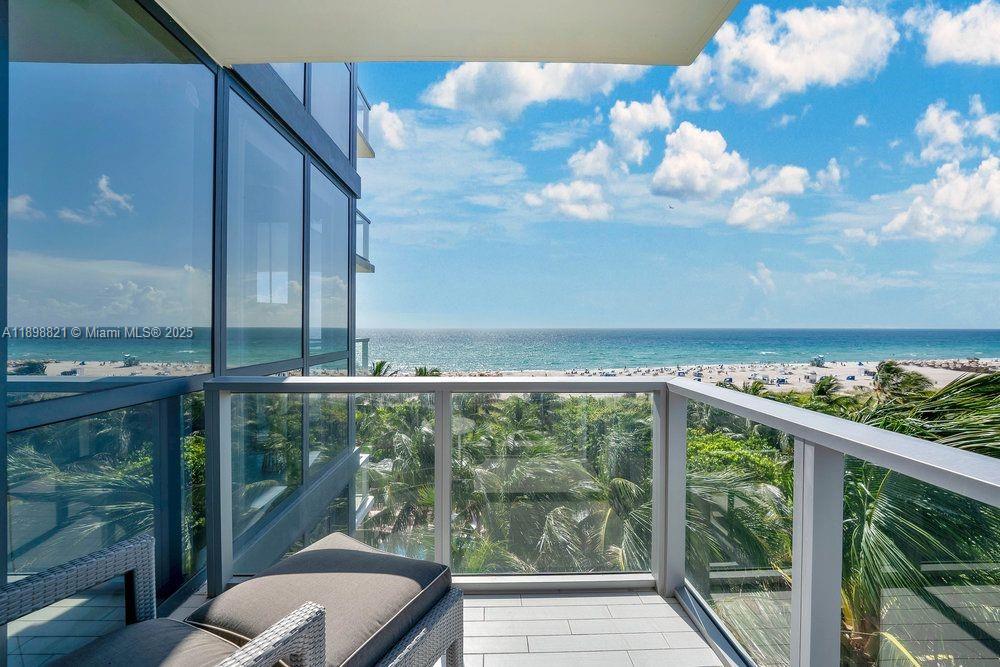2201 Collins Ave #628 Miami Beach, FL 33139