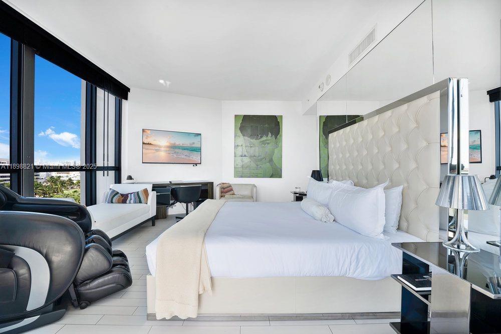 2201 Collins Ave #628 Miami Beach, FL 33139