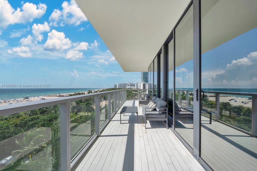 2201 Collins Ave #628 Miami Beach, FL 33139