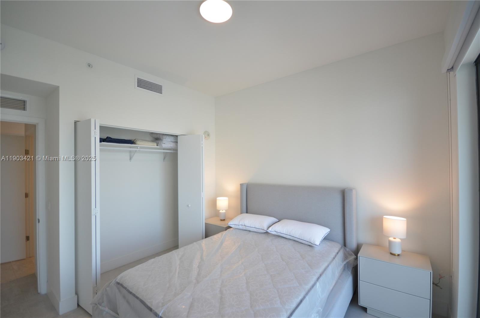 image Smart Brickell11