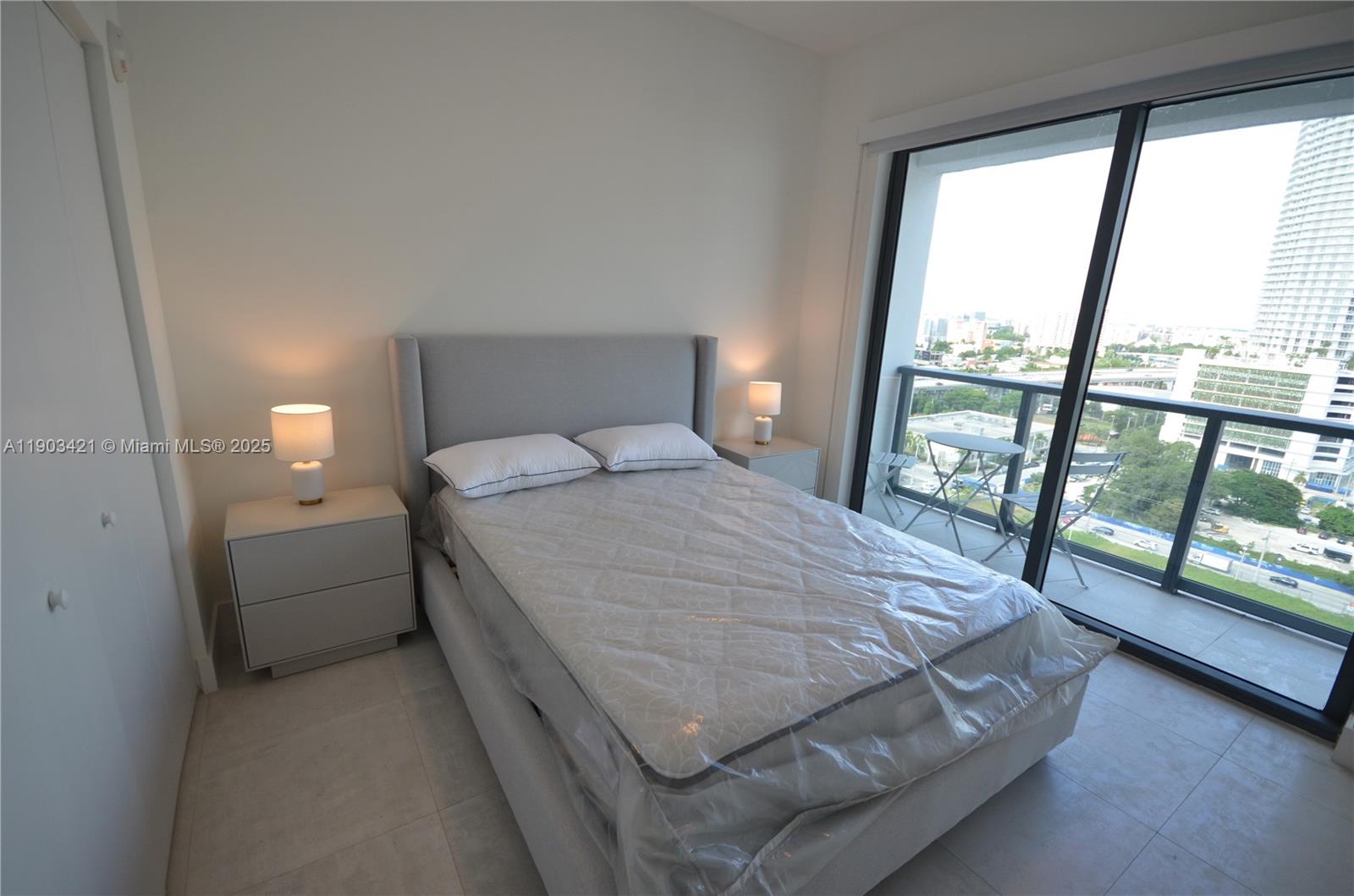 image Smart Brickell13