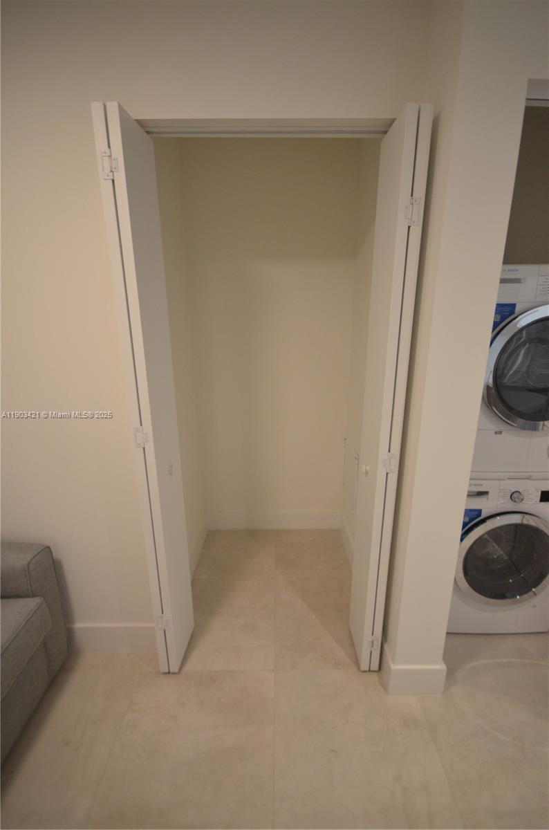 image Smart Brickell18