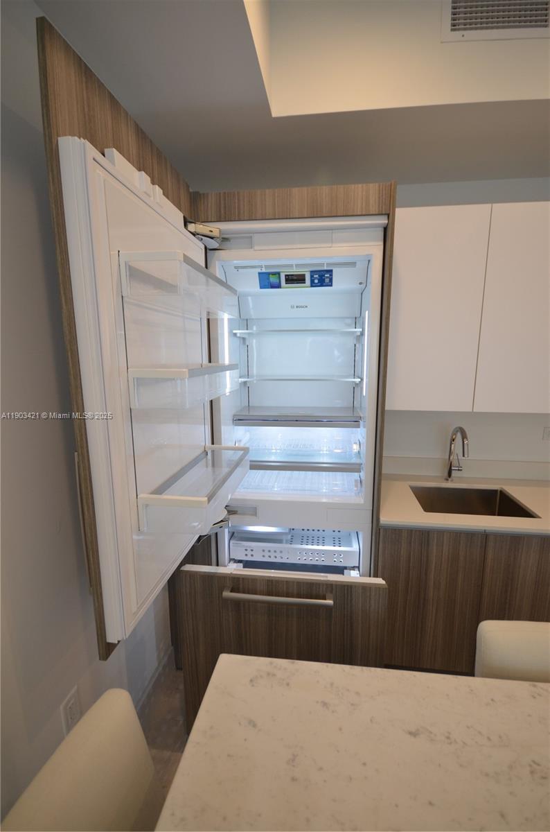 image Smart Brickell5