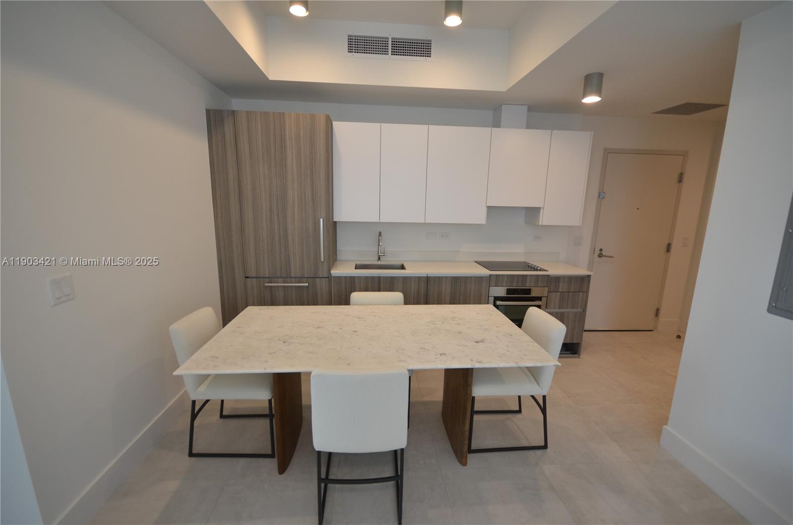 image Smart Brickell8