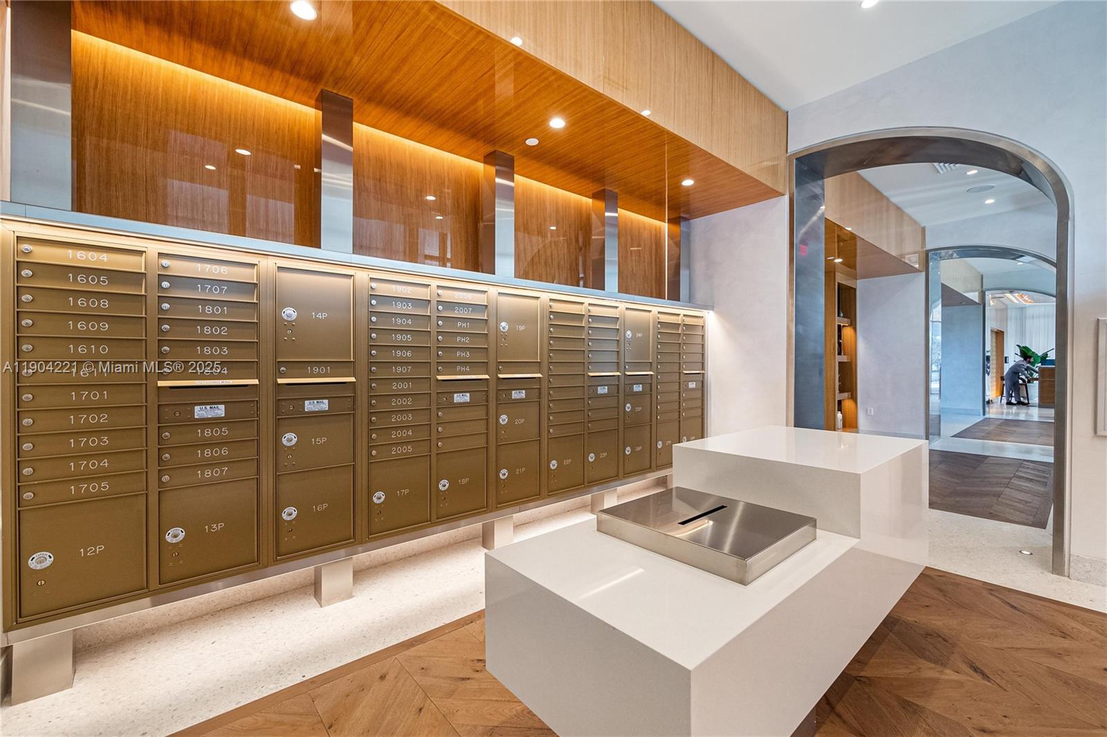 2678 Tigertail Ave #1205 Miami, FL 33133