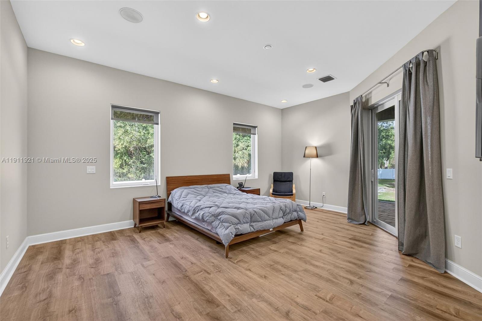 18369 Mellen Ln Jupiter, FL 33478