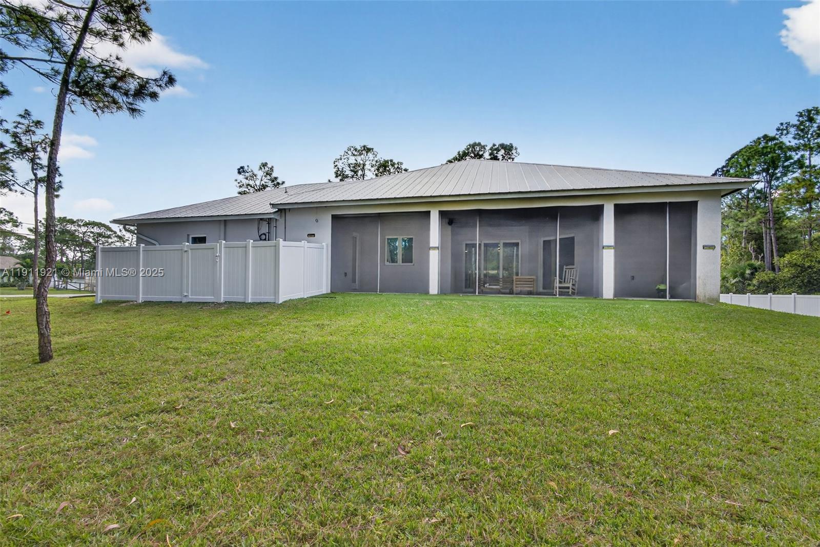 18369 Mellen Ln Jupiter, FL 33478