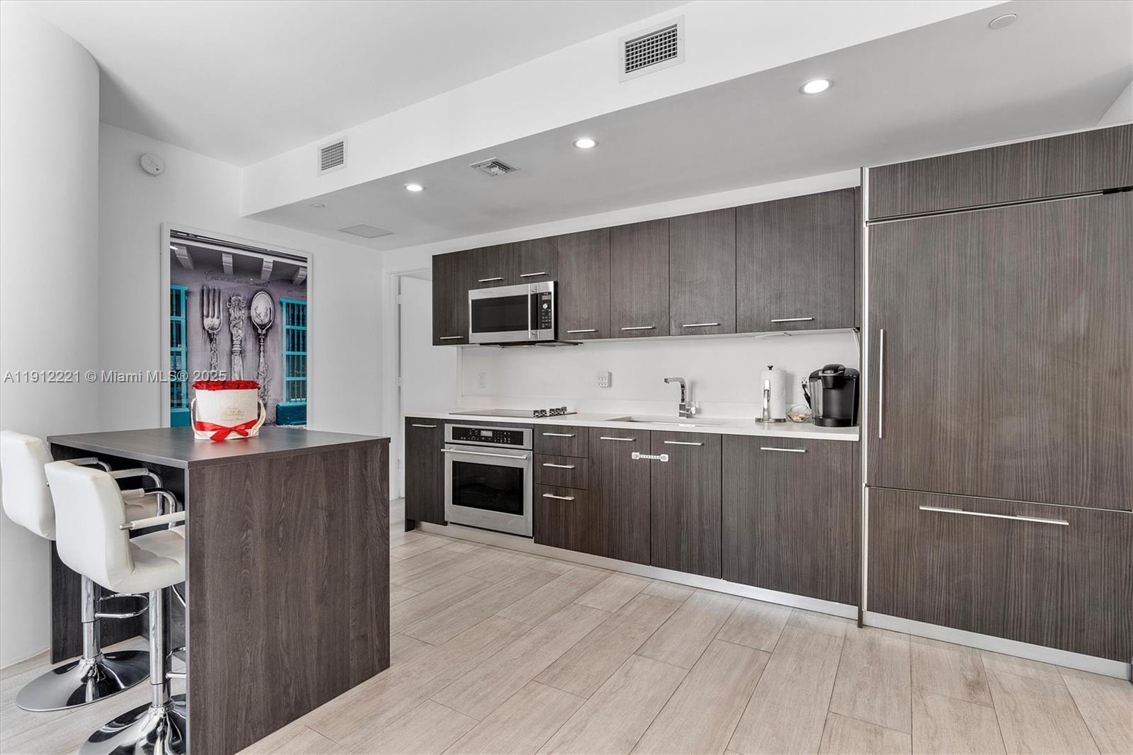 image Brickell Heights East9