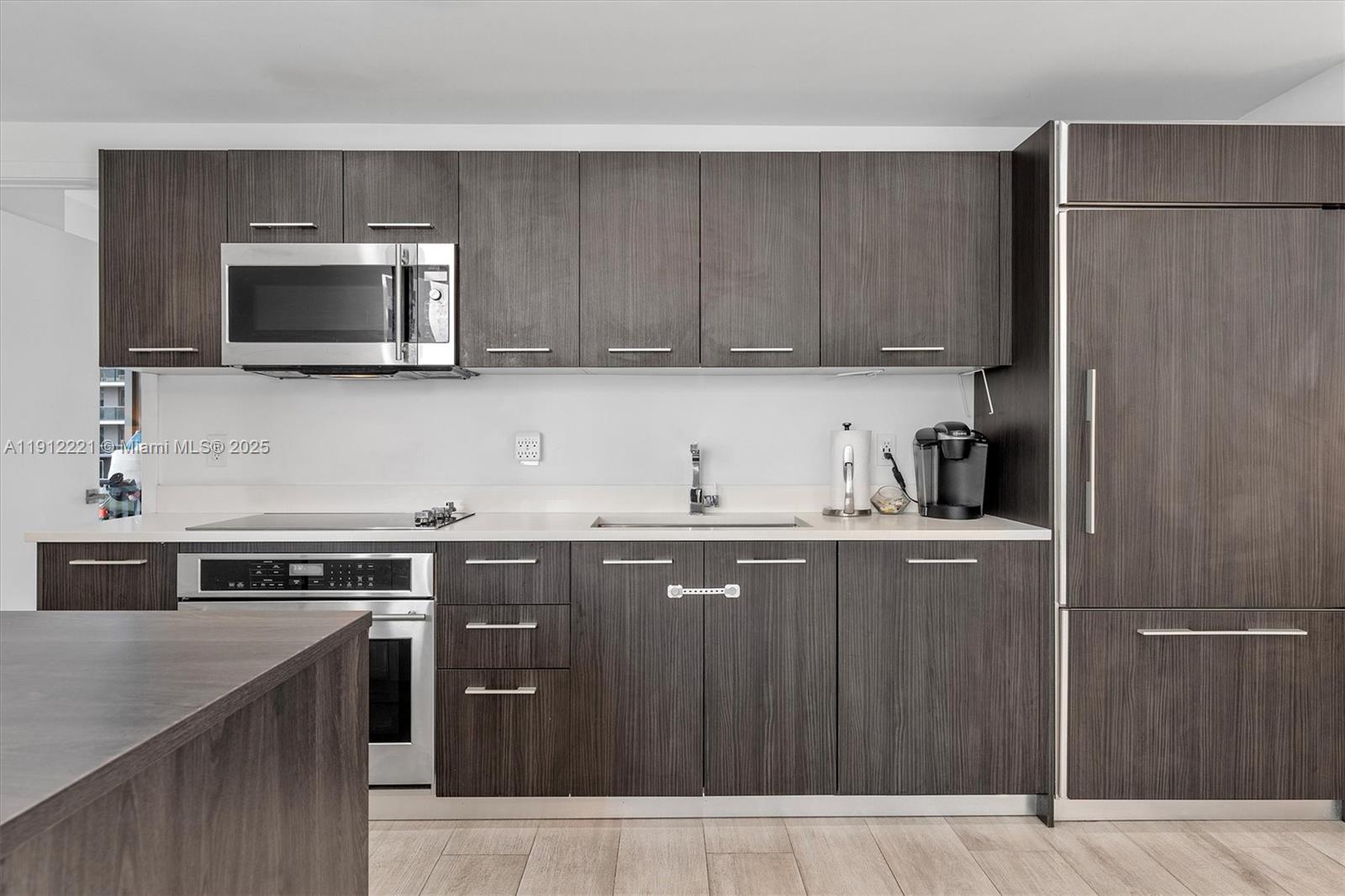 image Brickell Heights East10