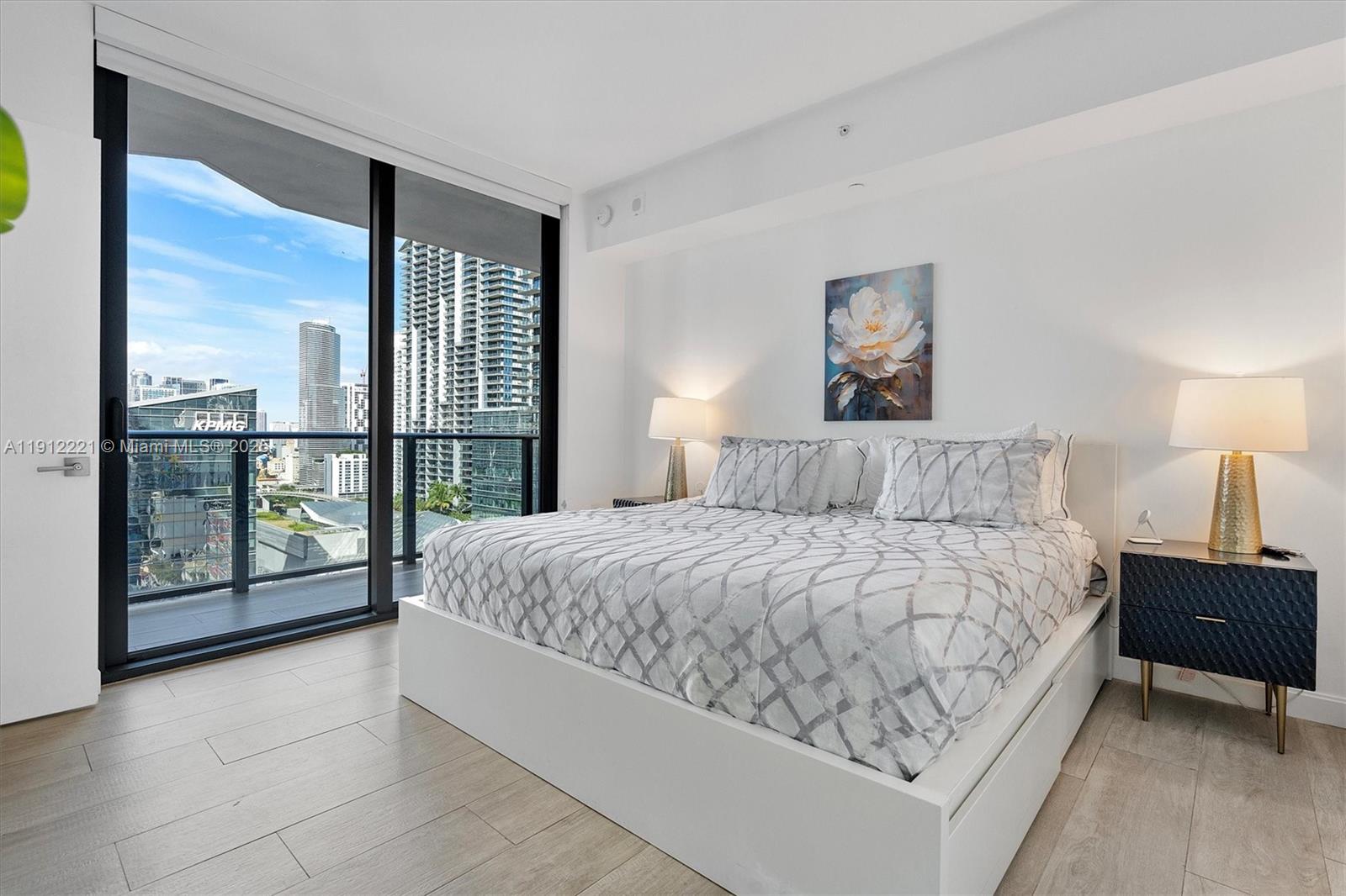 image Brickell Heights East11