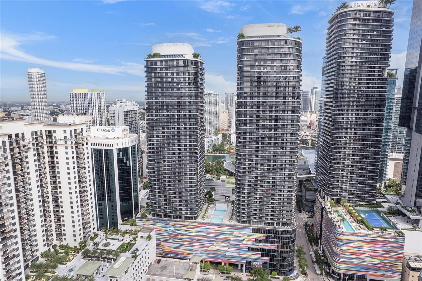 image Brickell Heights East23