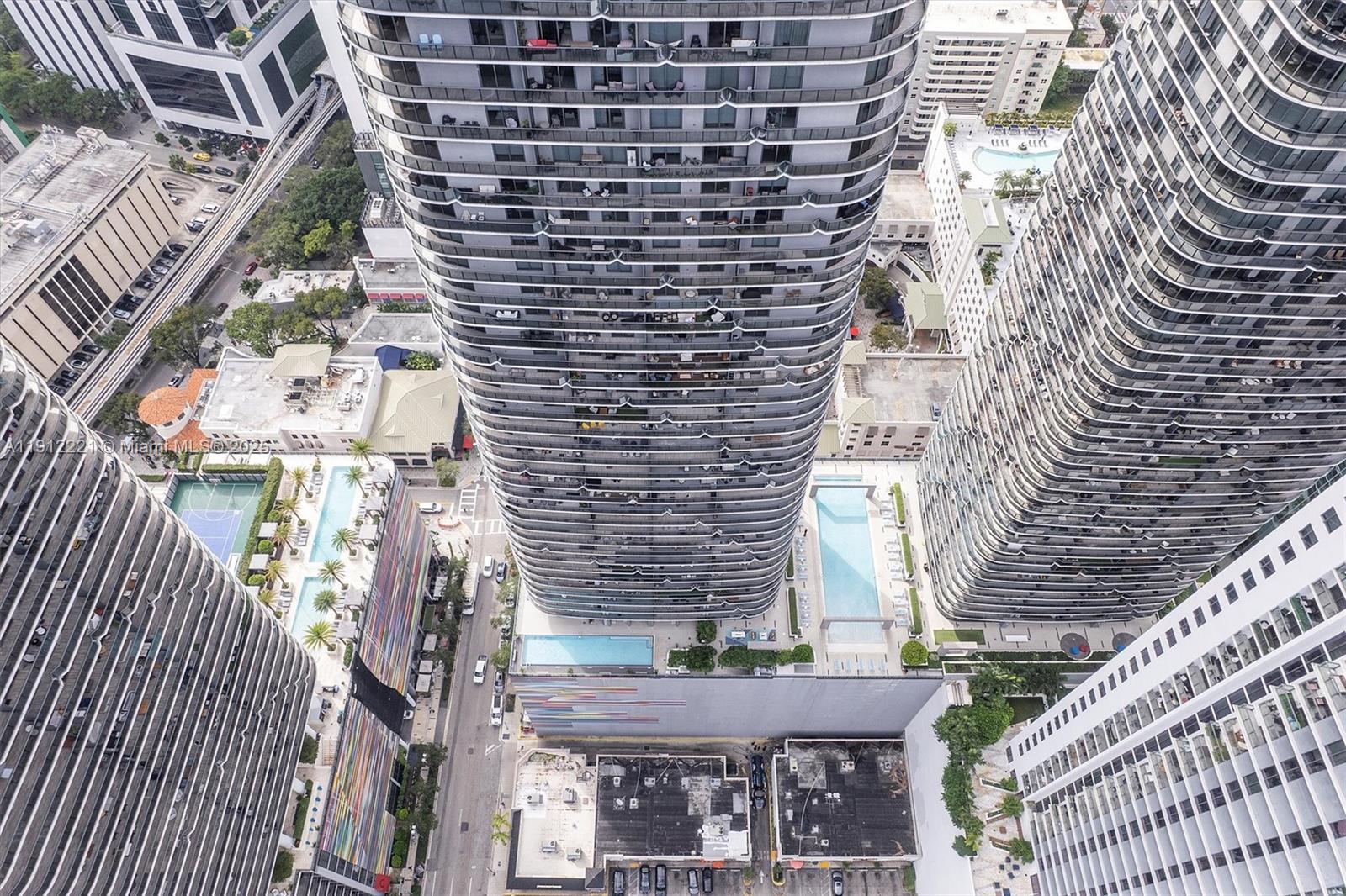 image Brickell Heights East25