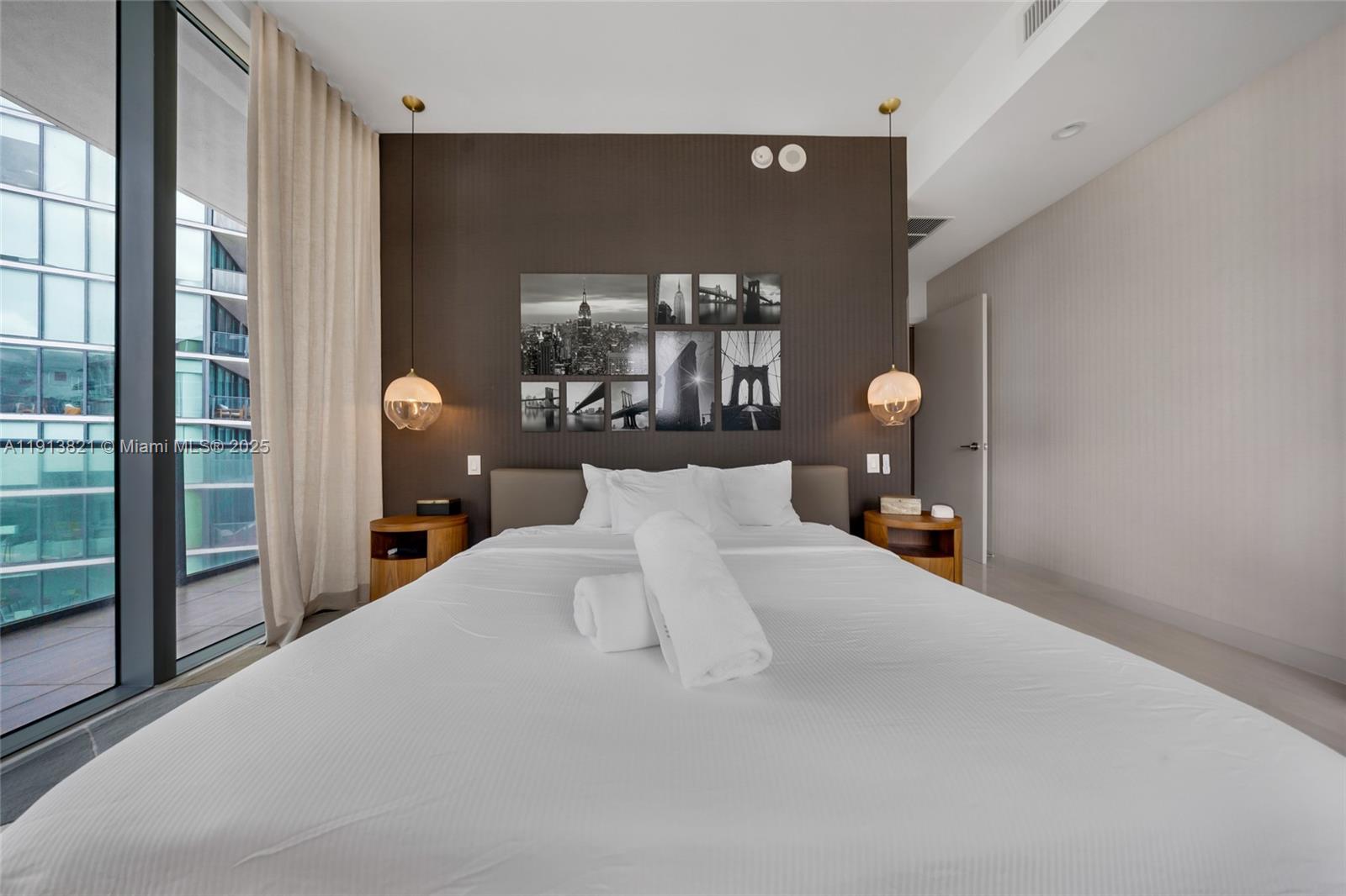 480 NE 31st St #2807 Miami, FL 33137