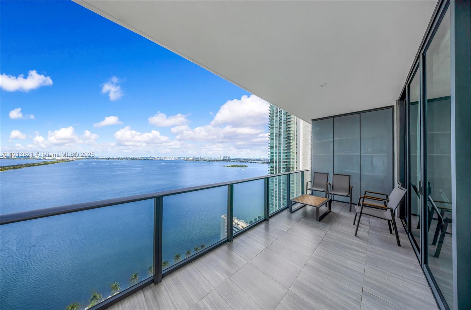 480 NE 31st St #2807 Miami, FL 33137