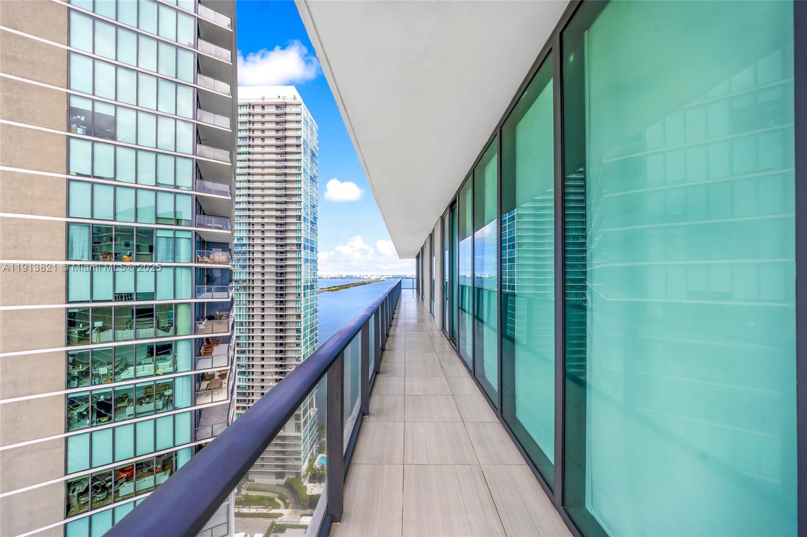 480 NE 31st St #2807 Miami, FL 33137