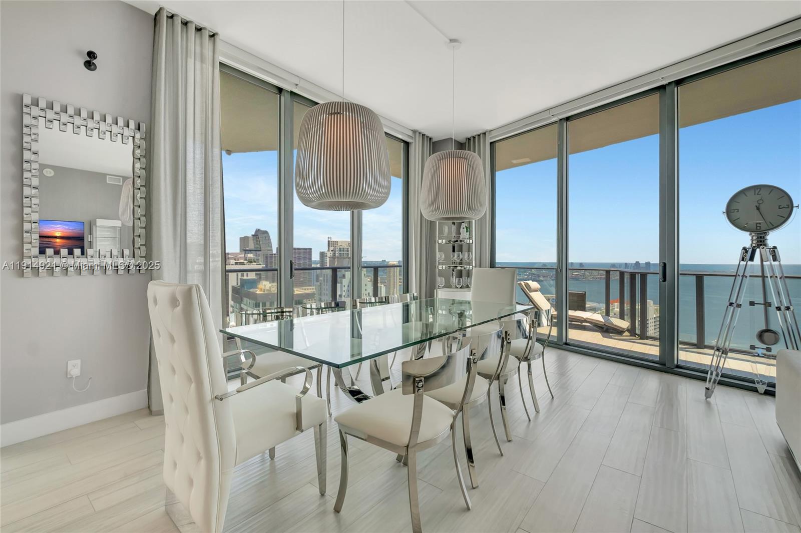 1300 S Miami Ave #PH5001 Miami, FL 33130