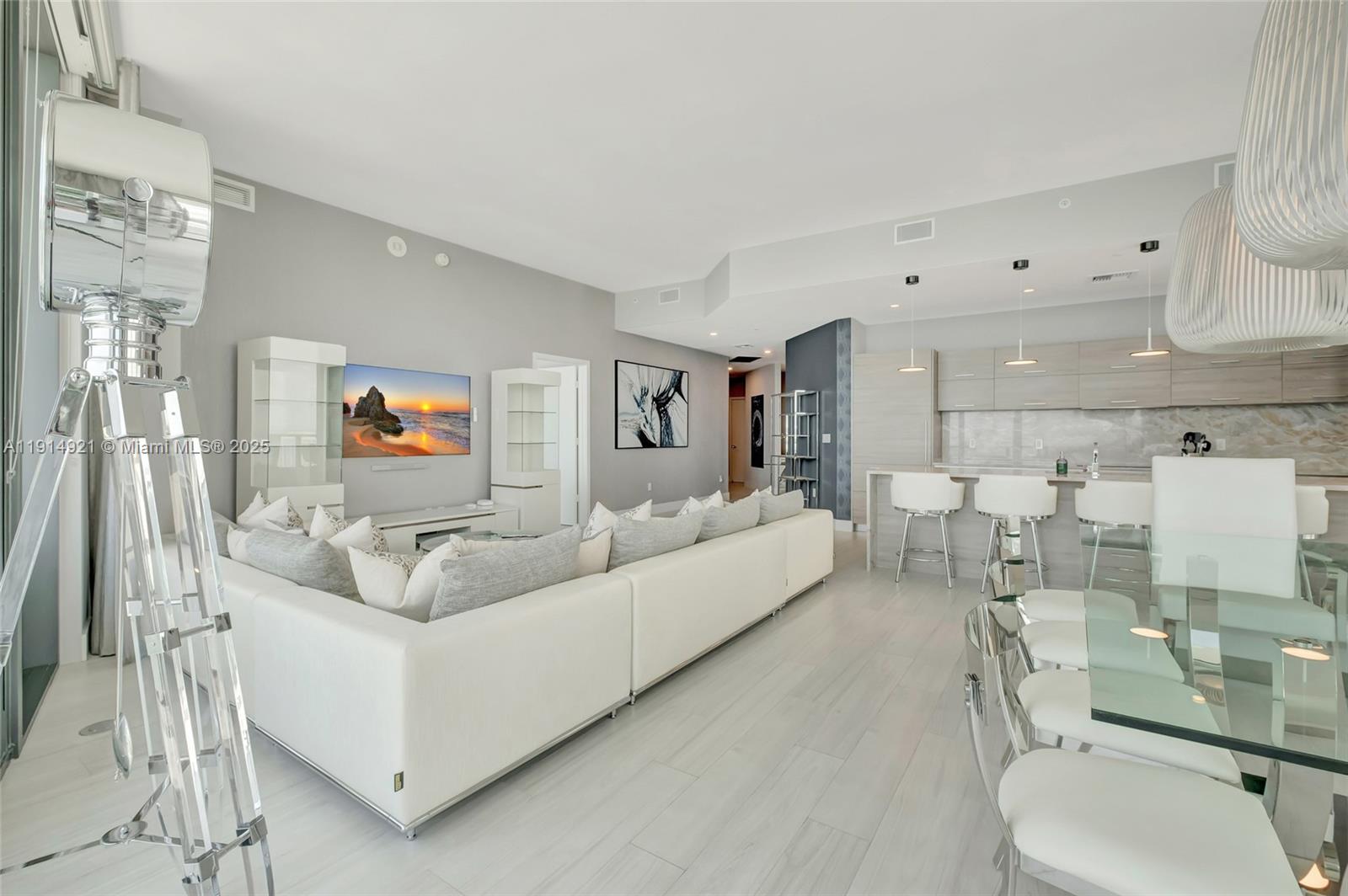 1300 S Miami Ave #PH5001 Miami, FL 33130