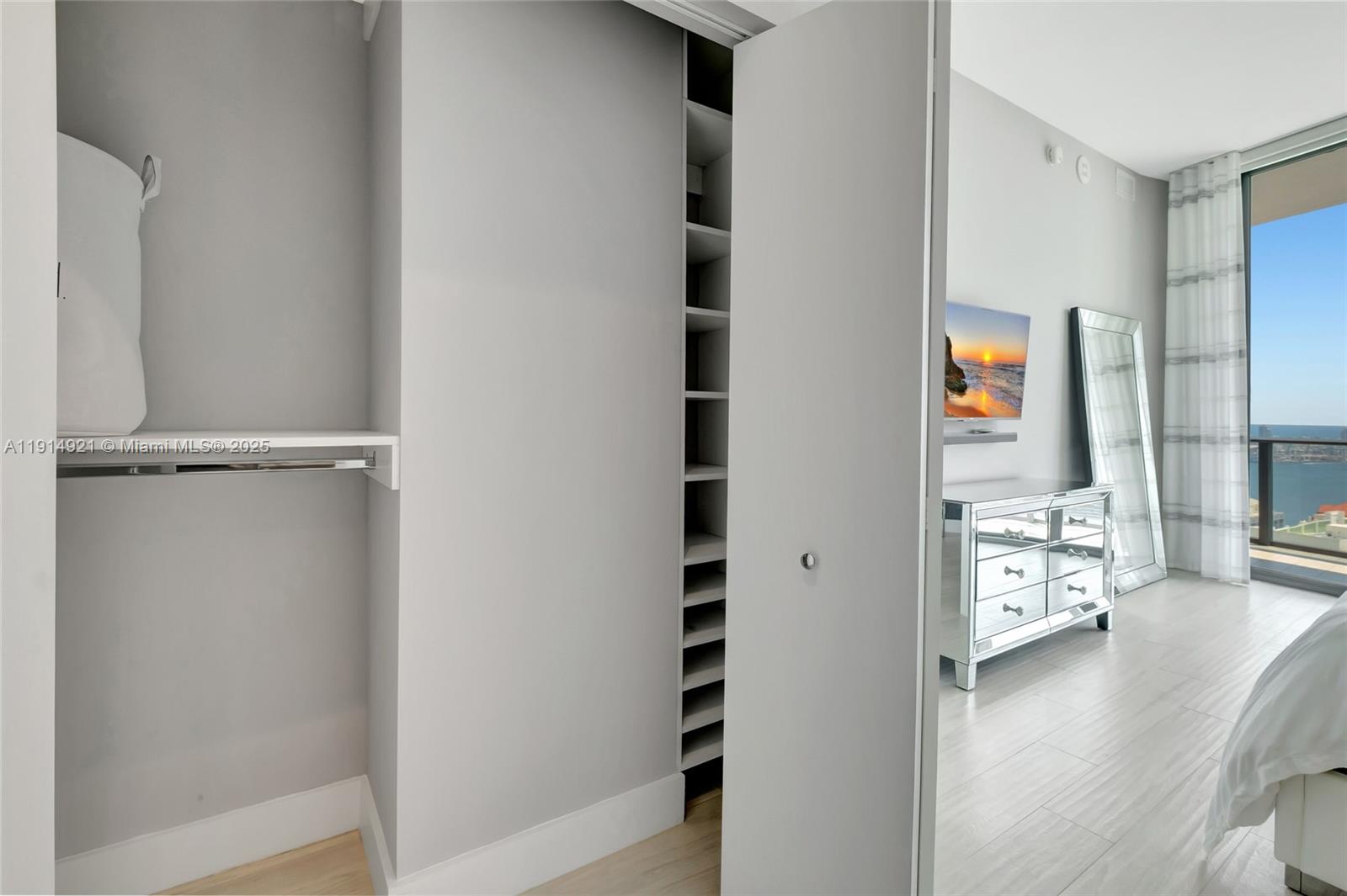 1300 S Miami Ave #PH5001 Miami, FL 33130