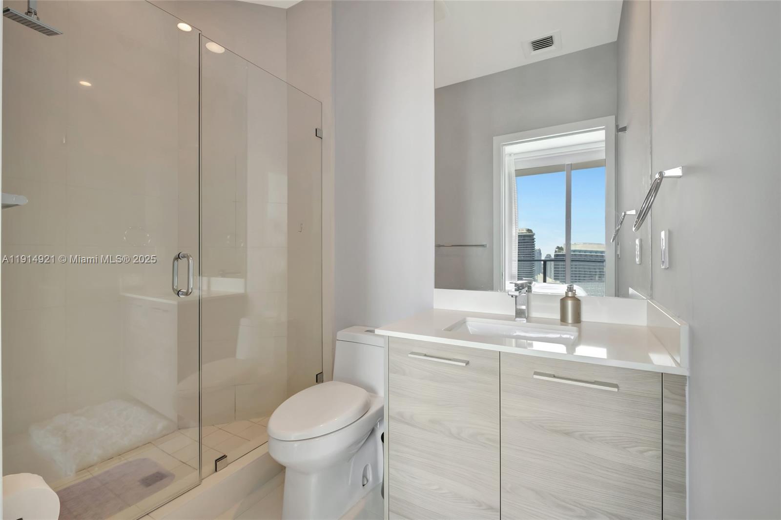 1300 S Miami Ave #PH5001 Miami, FL 33130