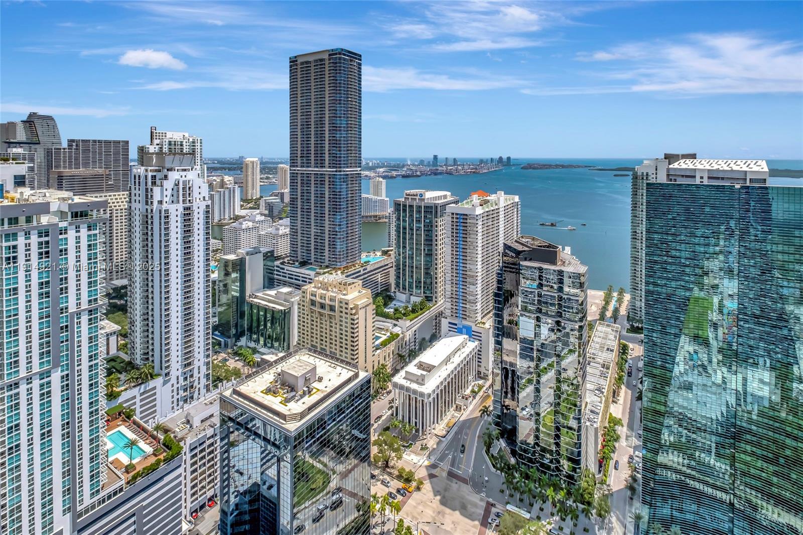 1300 S Miami Ave #PH5001 Miami, FL 33130