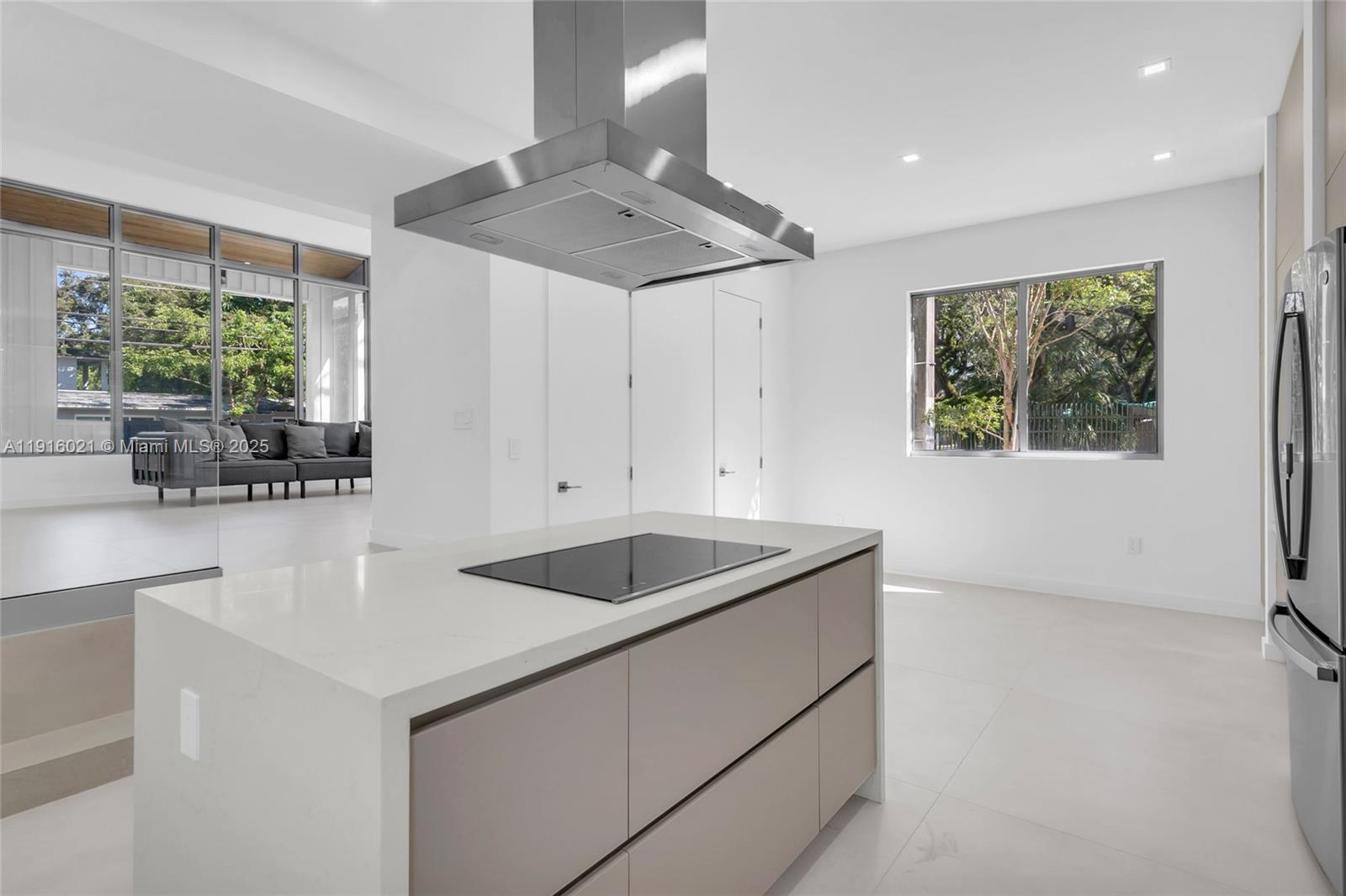 3604 Day Ave Miami, FL 33133