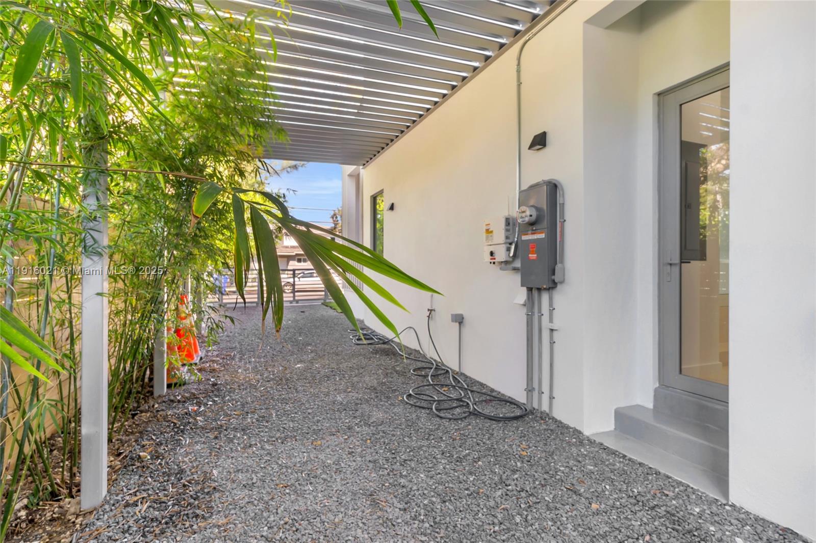 3604 Day Ave Miami, FL 33133