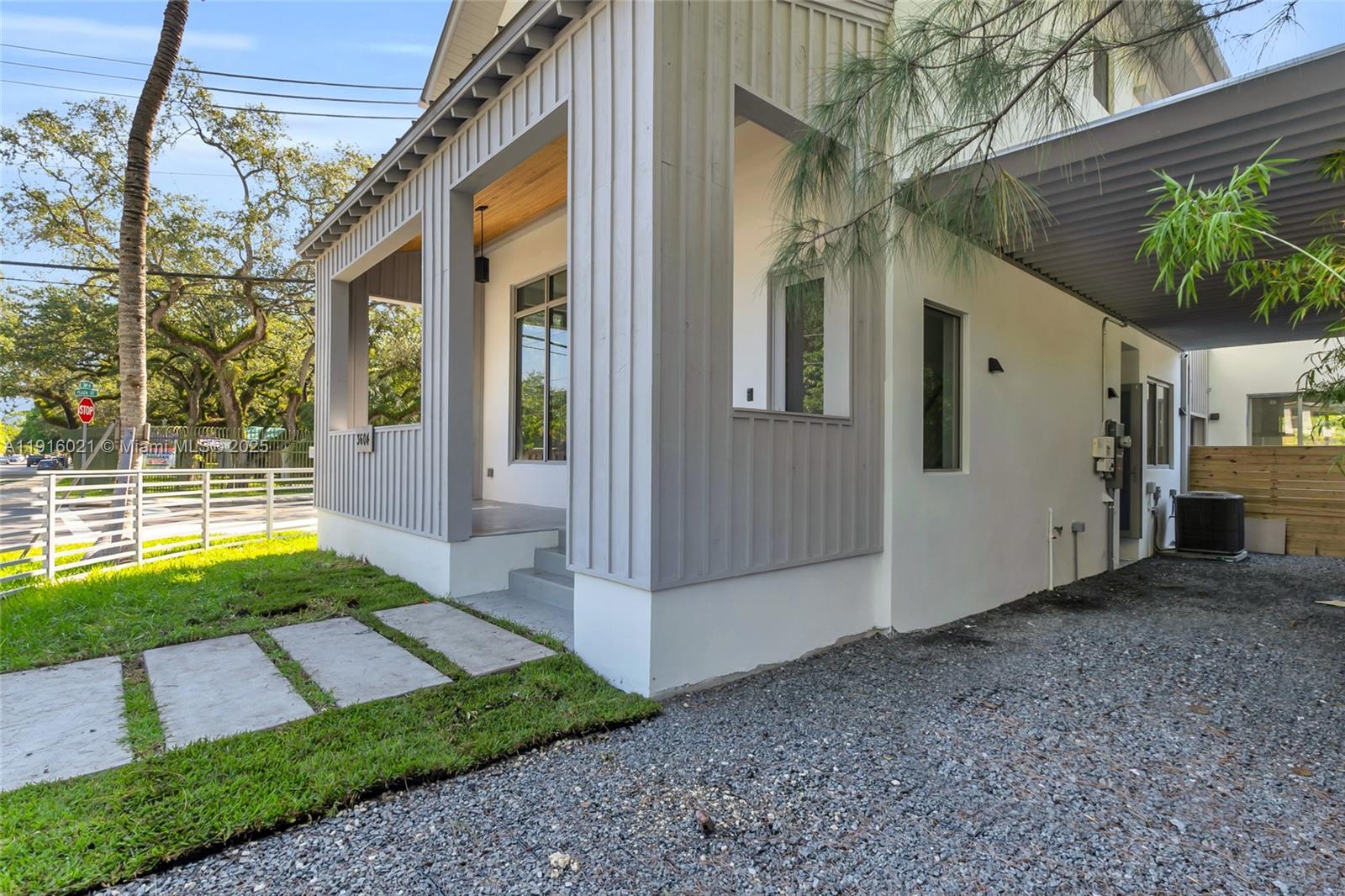 3604 Day Ave Miami, FL 33133