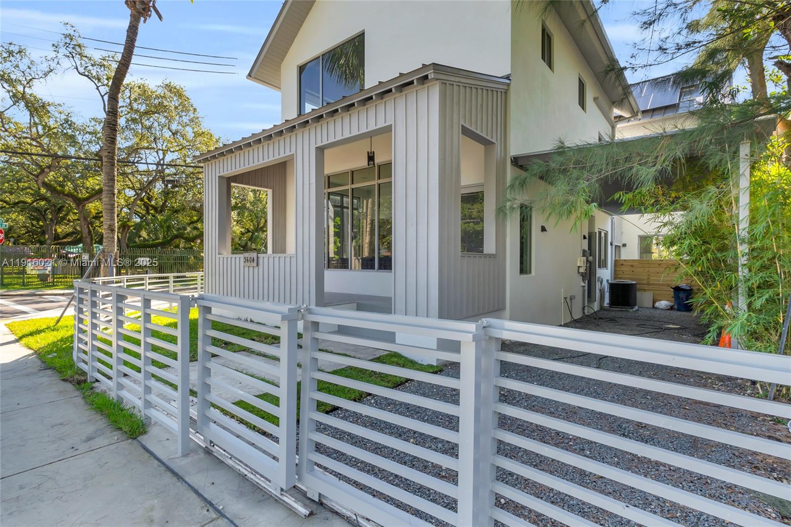 3604 Day Ave Miami, FL 33133